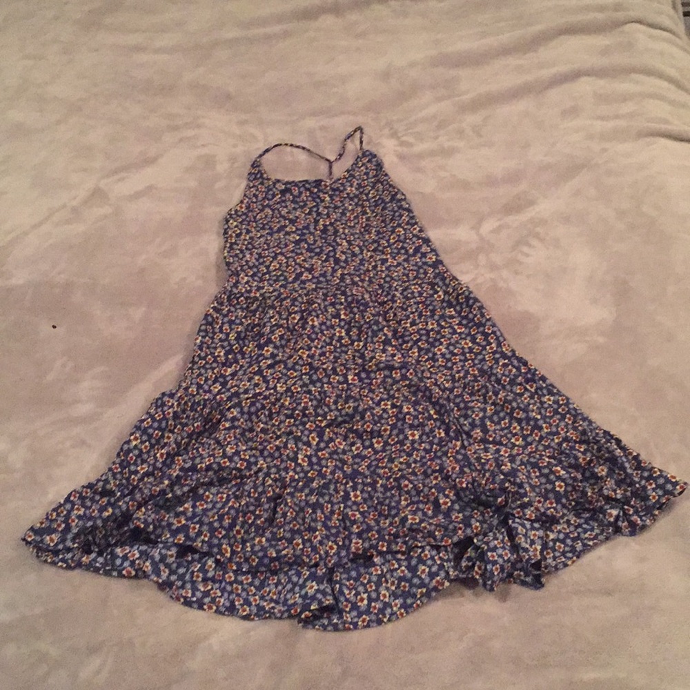 Cute floral dress!
